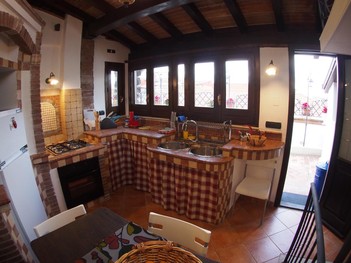 Casa Felice Nel Centro Storico, Tra Etna E Mare Apartamento Catania Exterior foto